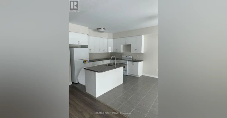 3022 Sandy Acres Avenue, Severn, ON, L3V 8P8 - 8