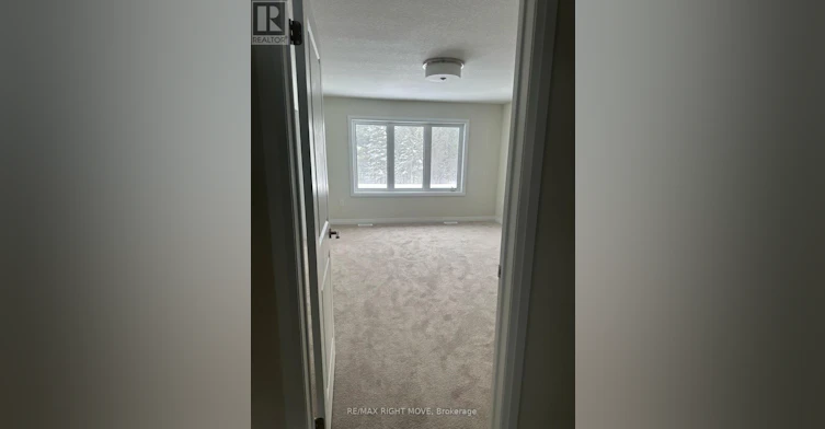 3022 Sandy Acres Avenue, Severn, ON, L3V 8P8 - 11