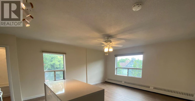 302-5 High Park Boulevard, Toronto, ON, M6R 1M5 - 8