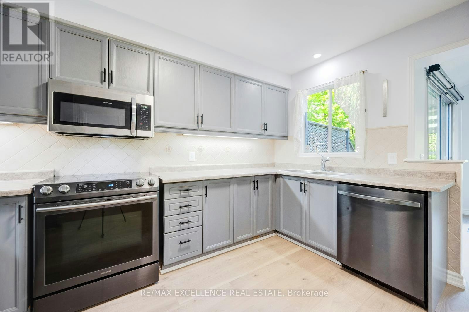 15 Nymark Place, Brampton, ON, L6S 5T5 - 11