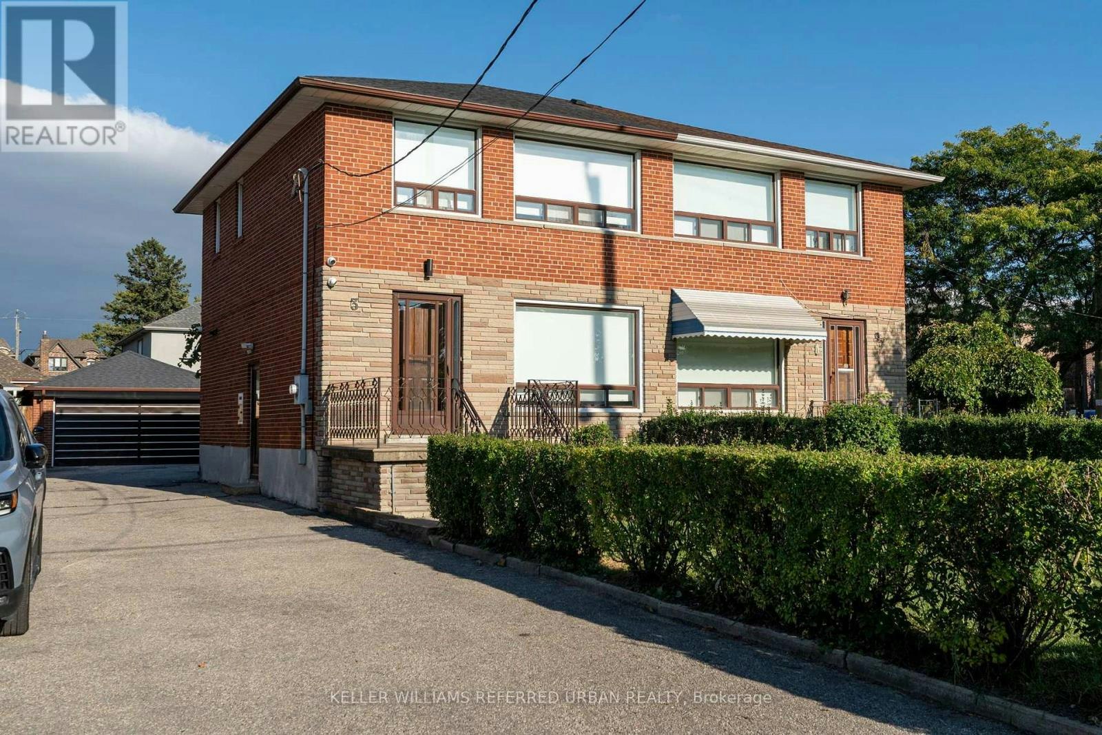 3 Duckworth Street, Toronto, ON, M6M 4W3