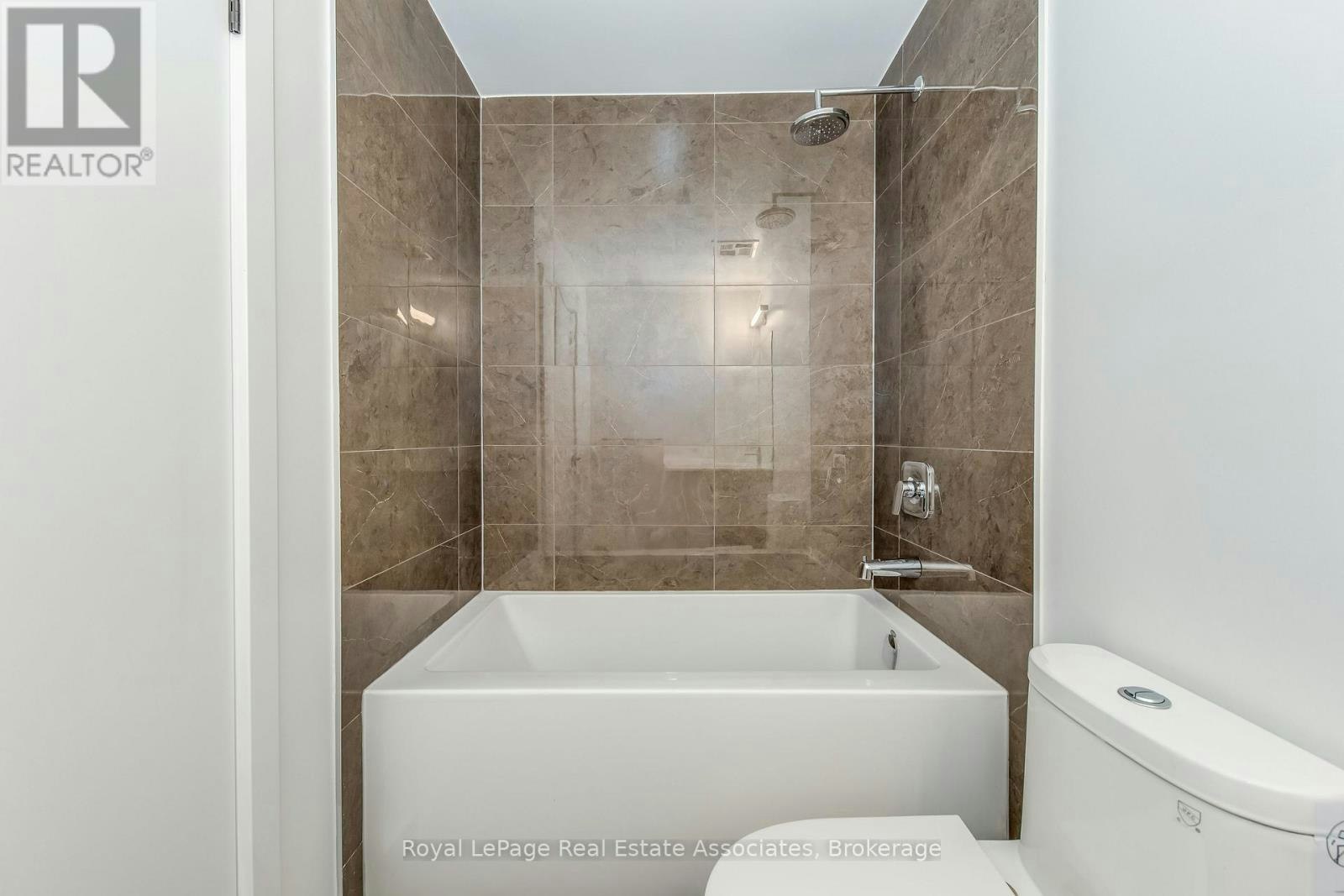 806-220 Missinnihe Way, Mississauga, ON, L5H 0A9 - 21