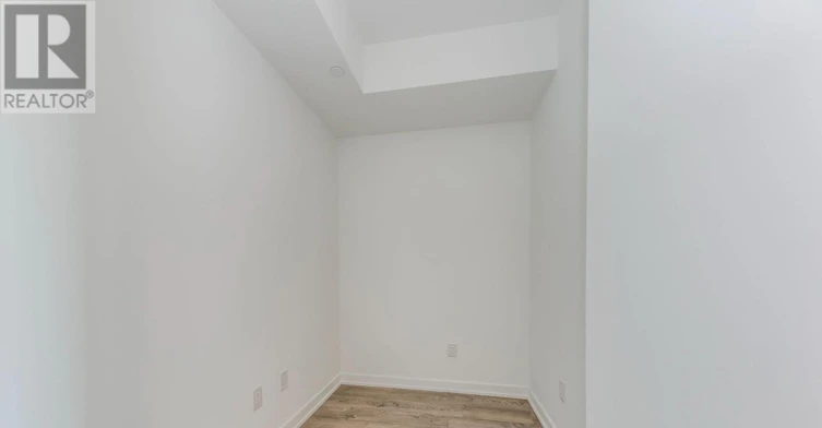 806-220 Missinnihe Way, Mississauga, ON, L5H 0A9 - 12
