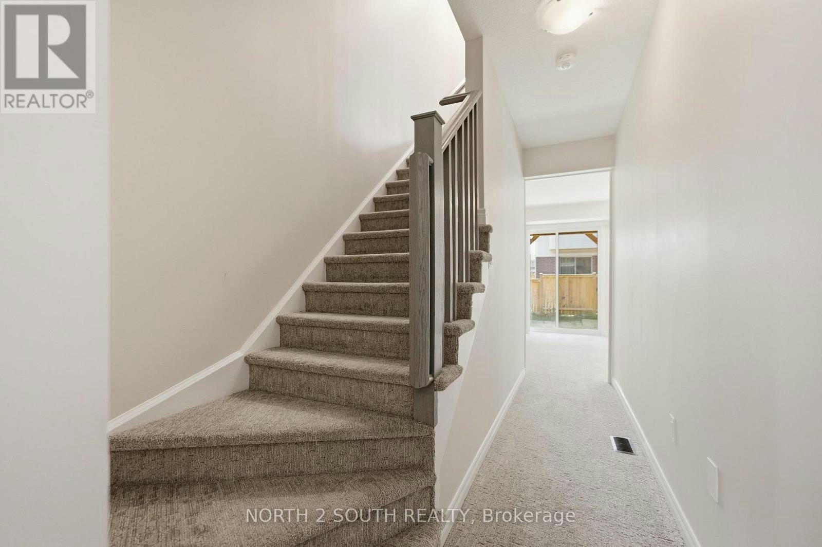 14 Snowberry Lane, Hamilton, ON, L8K 0A4 - 25