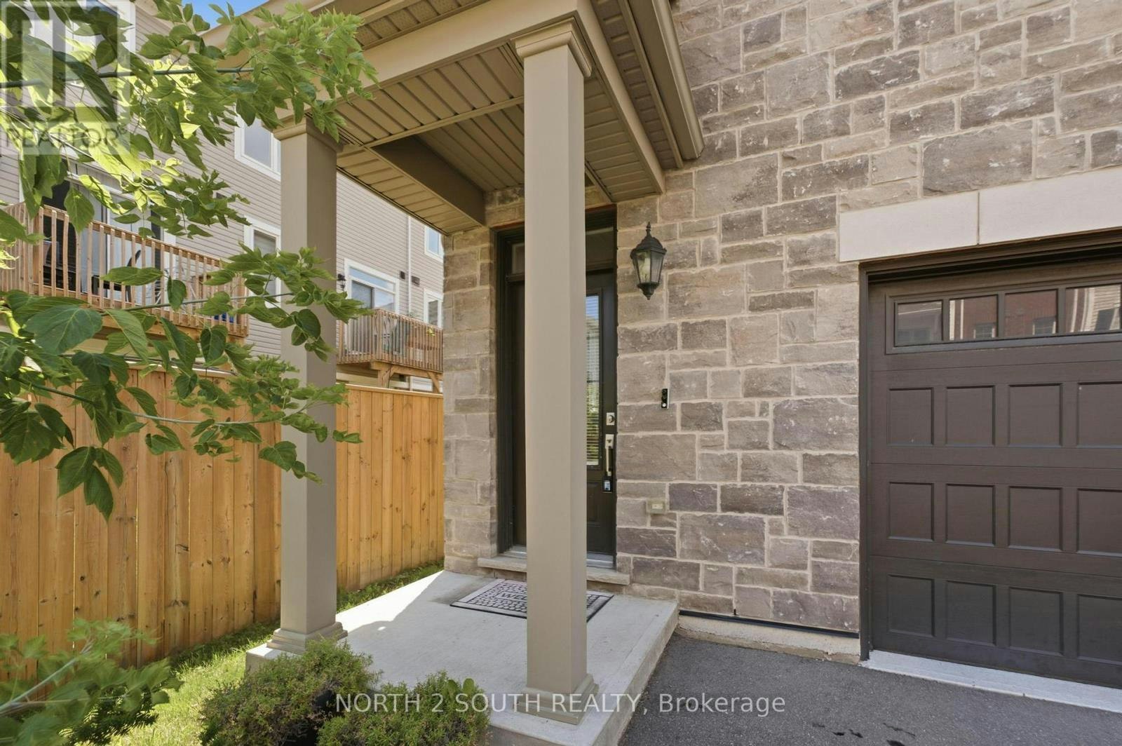 14 Snowberry Lane, Hamilton, ON, L8K 0A4 - 3