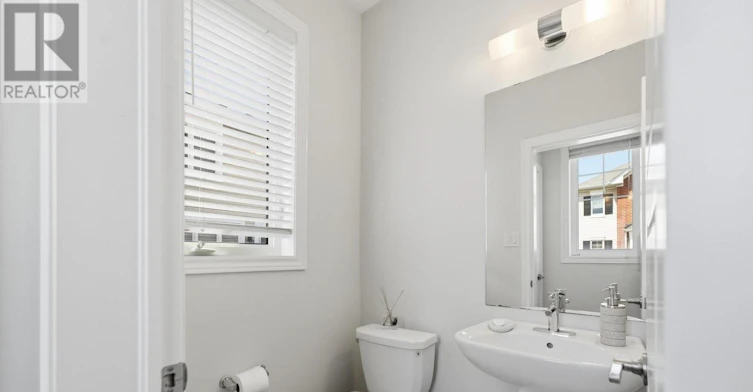 14 Snowberry Lane, Hamilton, ON, L8K 0A4 - 11