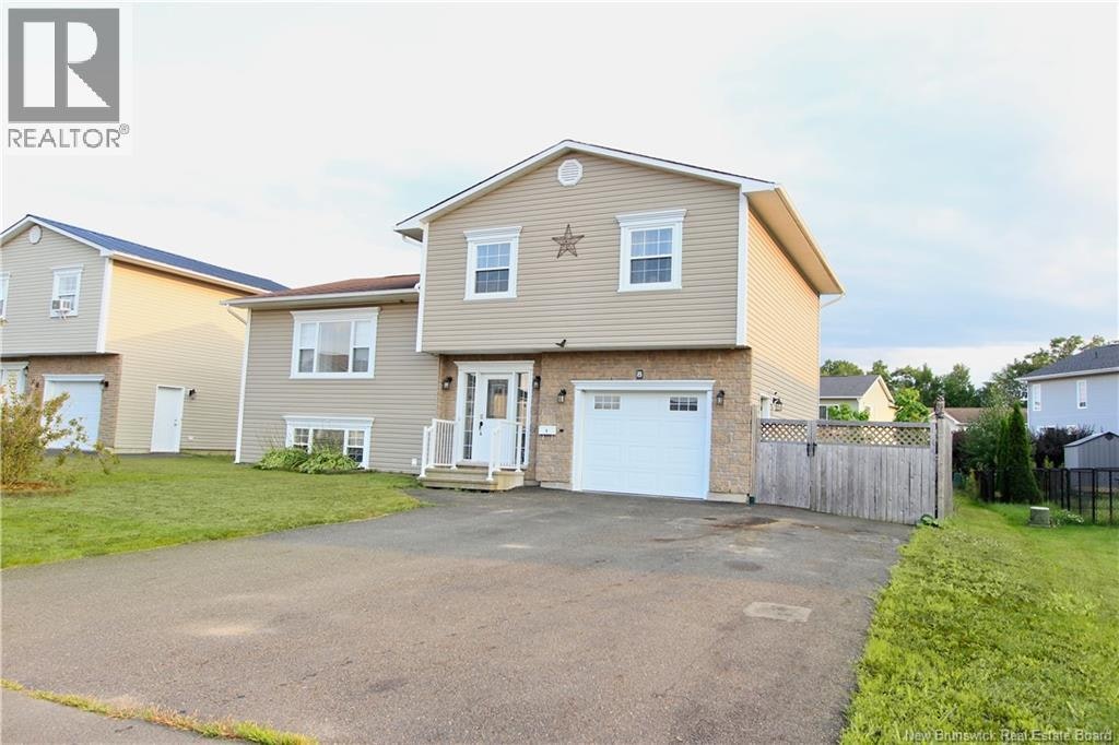 8 Hallihan Drive, Oromocto, NB, E2V 0C5