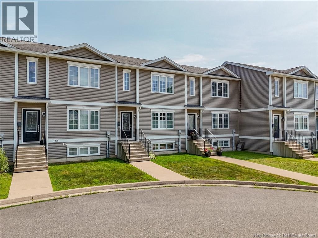 182 James Street, Fredericton, NB, E3G 0N8