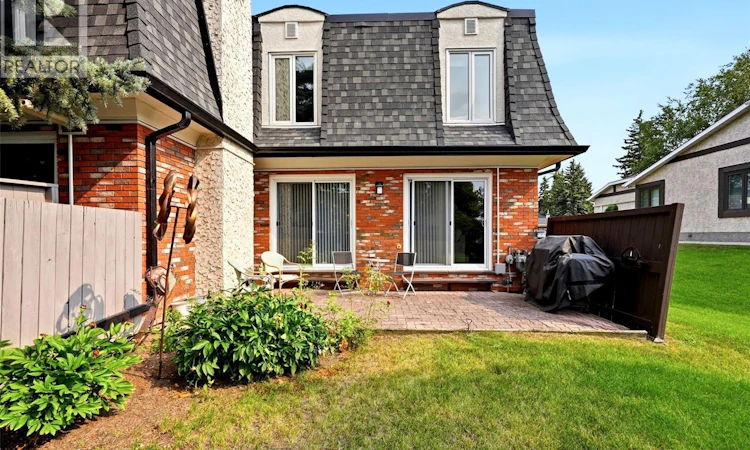 1142 Gryphons Walk