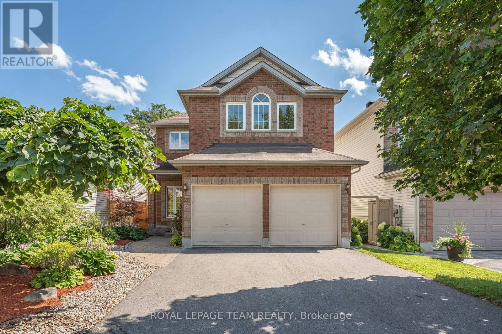28 Borealis Crescent, Ottawa, ON, K1K 4T4