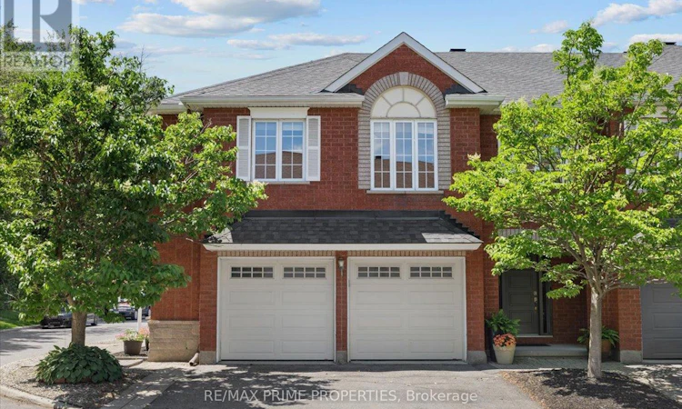201 Gladeview Private