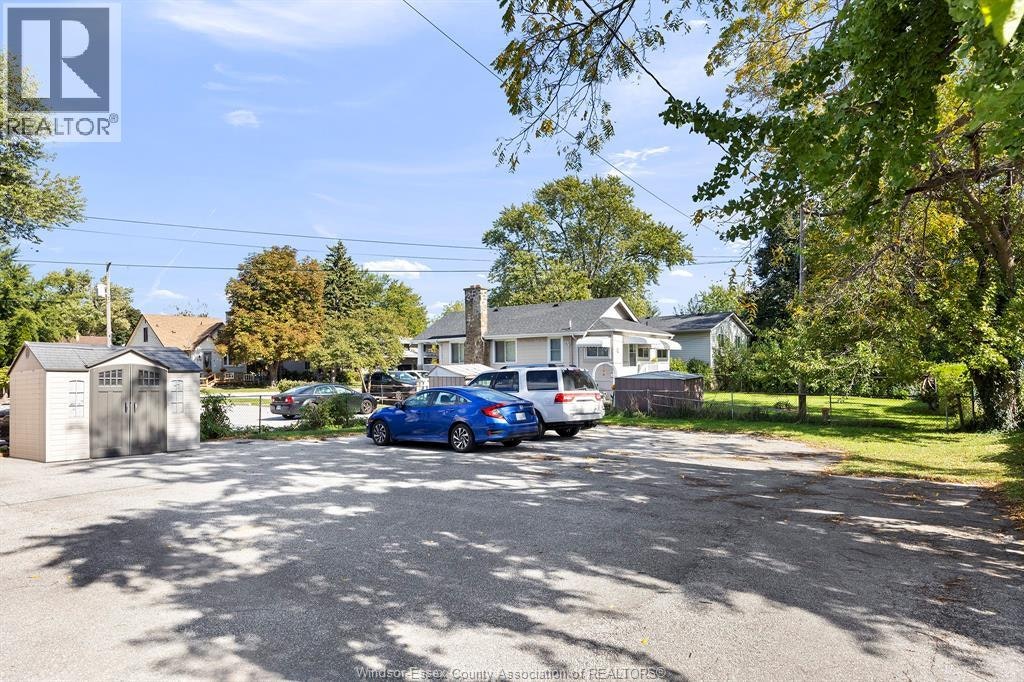 1131 Front Unit Rd B, Lasalle, ON, N9J 2A7 - 13