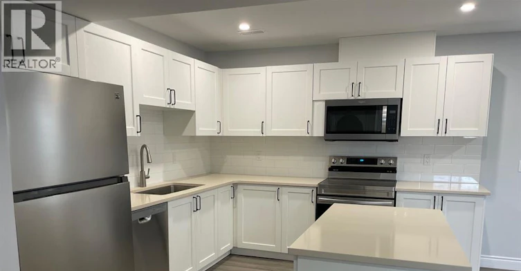 1131 Front Unit Rd B, Lasalle, ON, N9J 2A7 - 4