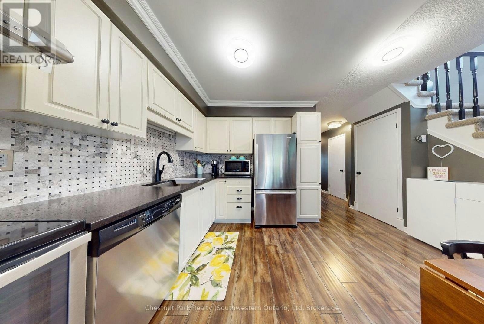 124 Gosling Gardens, Guelph, ON, N1G 5K6 - 6