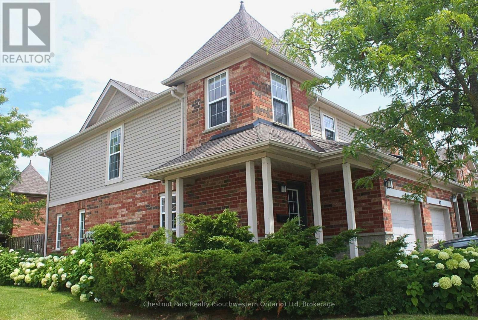 124 Gosling Gardens, Guelph, ON, N1G 5K6 - 3