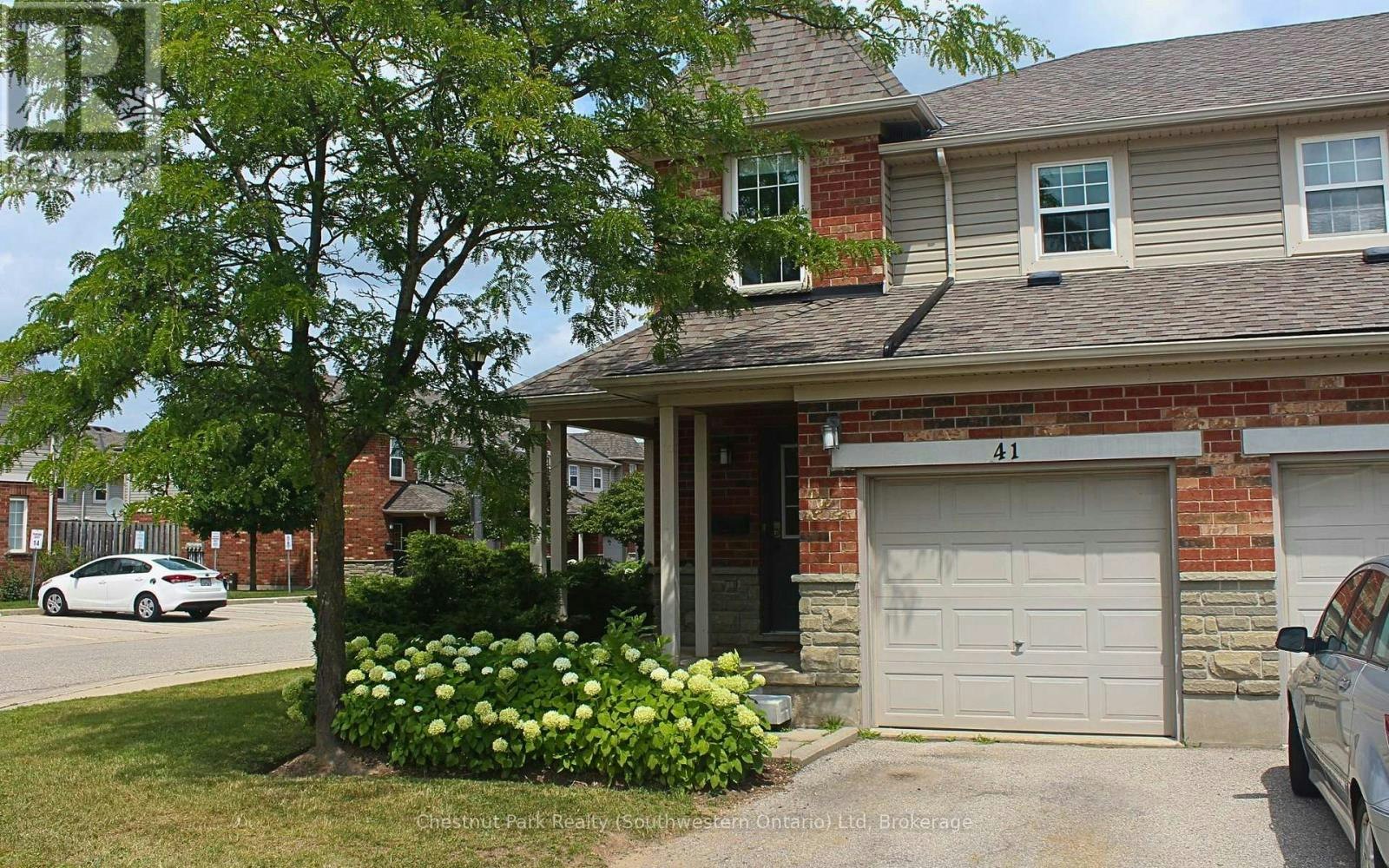 124 Gosling Gardens, Guelph, ON, N1G 5K6