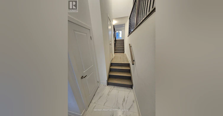763 Stanstead Path, Oshawa, ON, L1K 3G4 - 3
