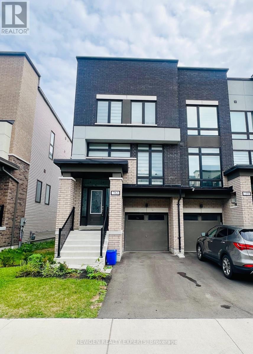 763 Stanstead Path, Oshawa, ON, L1K 3G4