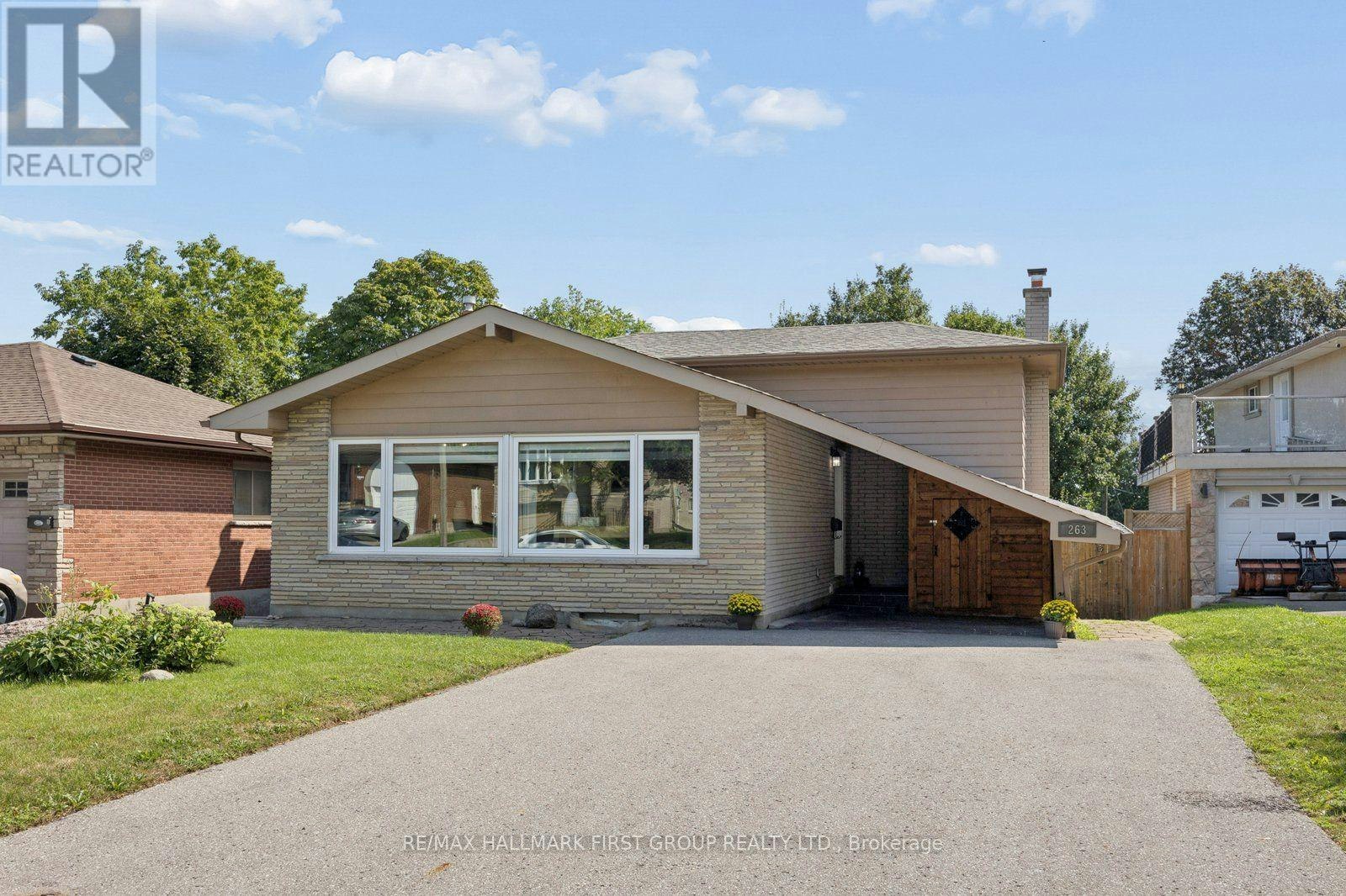 263 Fairlawn Court, Oshawa, ON, L1J 4R1