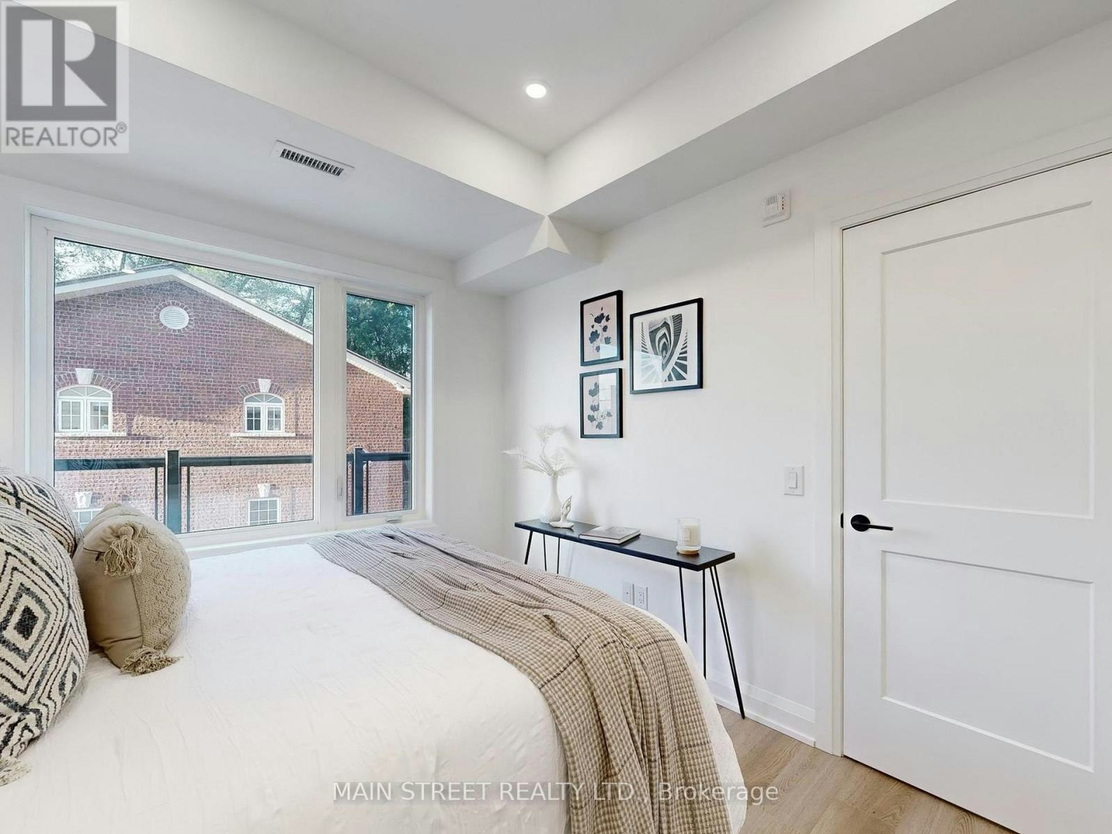 203-49 Charles Street, Newmarket, ON, L3Y 3V7 - 10