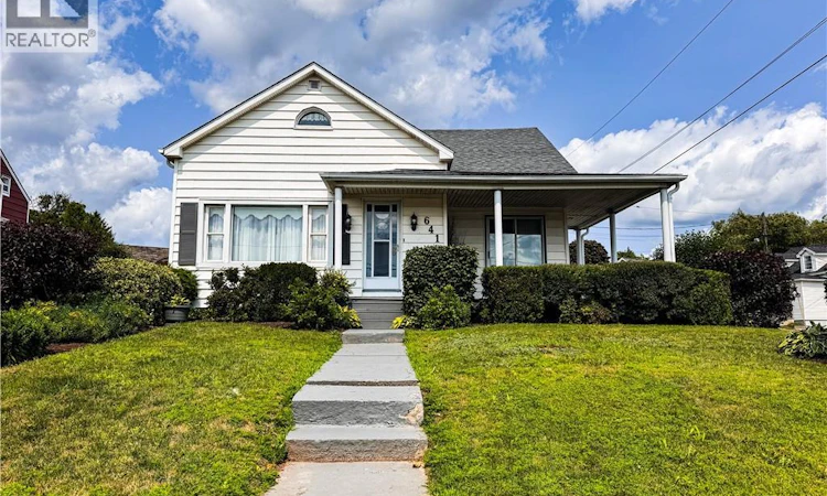 641 Acadie