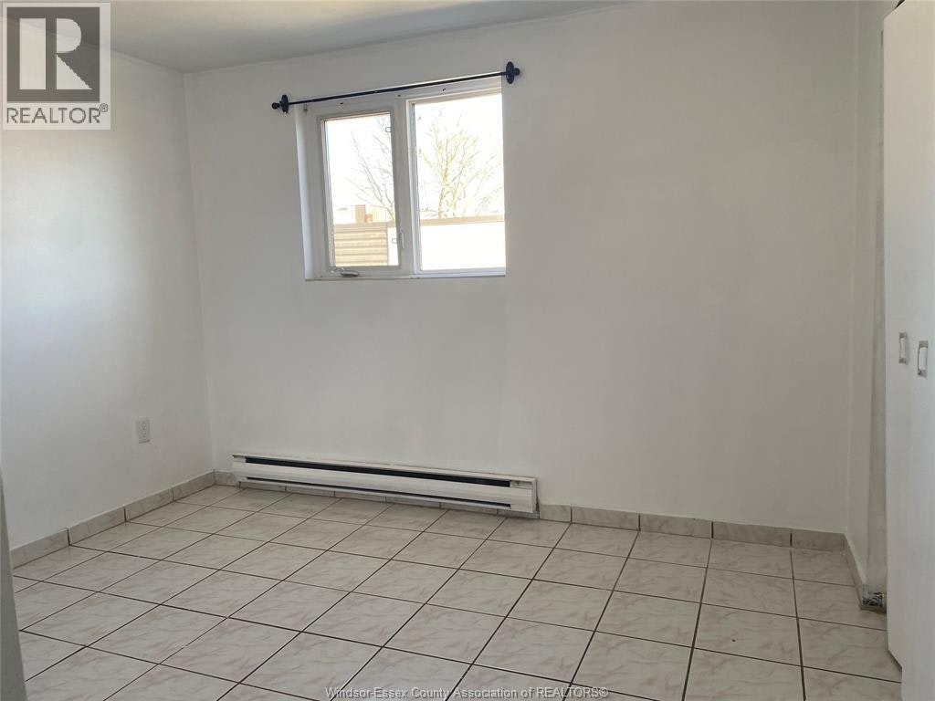 2476 Rivard Avenue, Windsor, ON, N8T 2H2 - 4