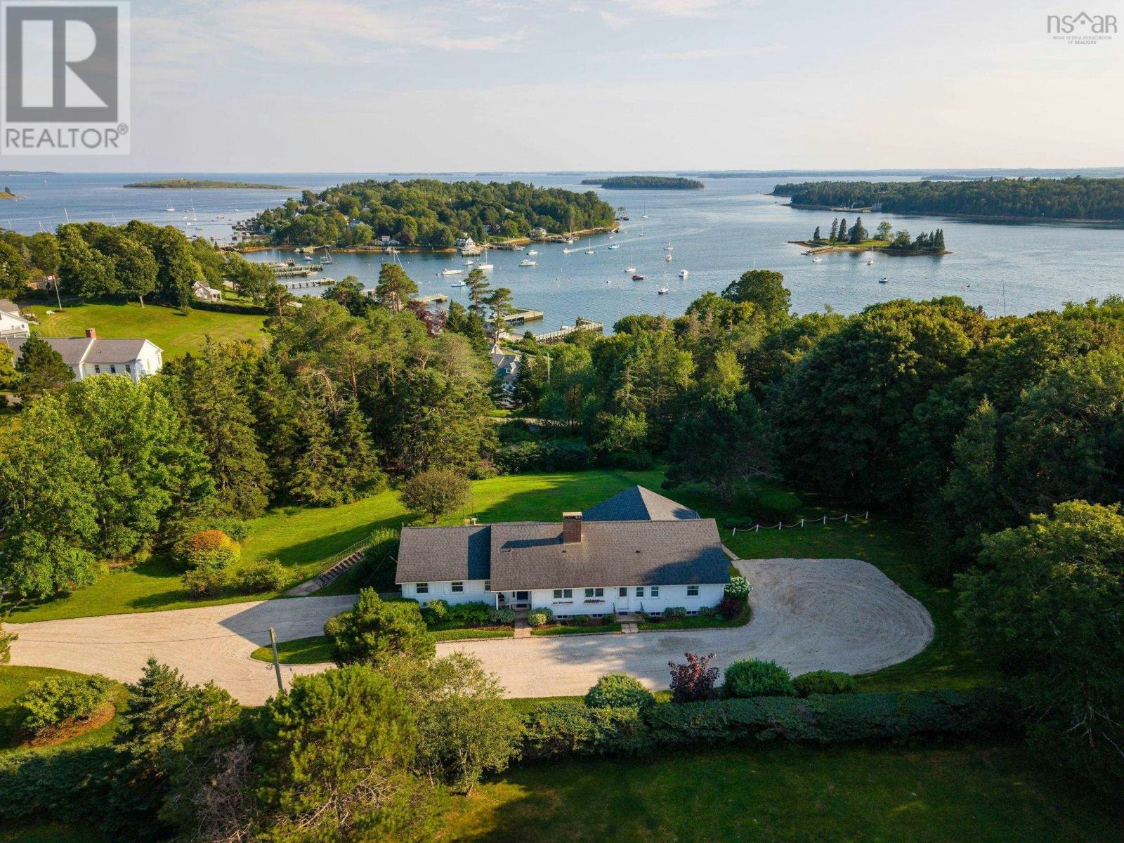 121 Victoria Street, Chester, NS, B0J 1J0