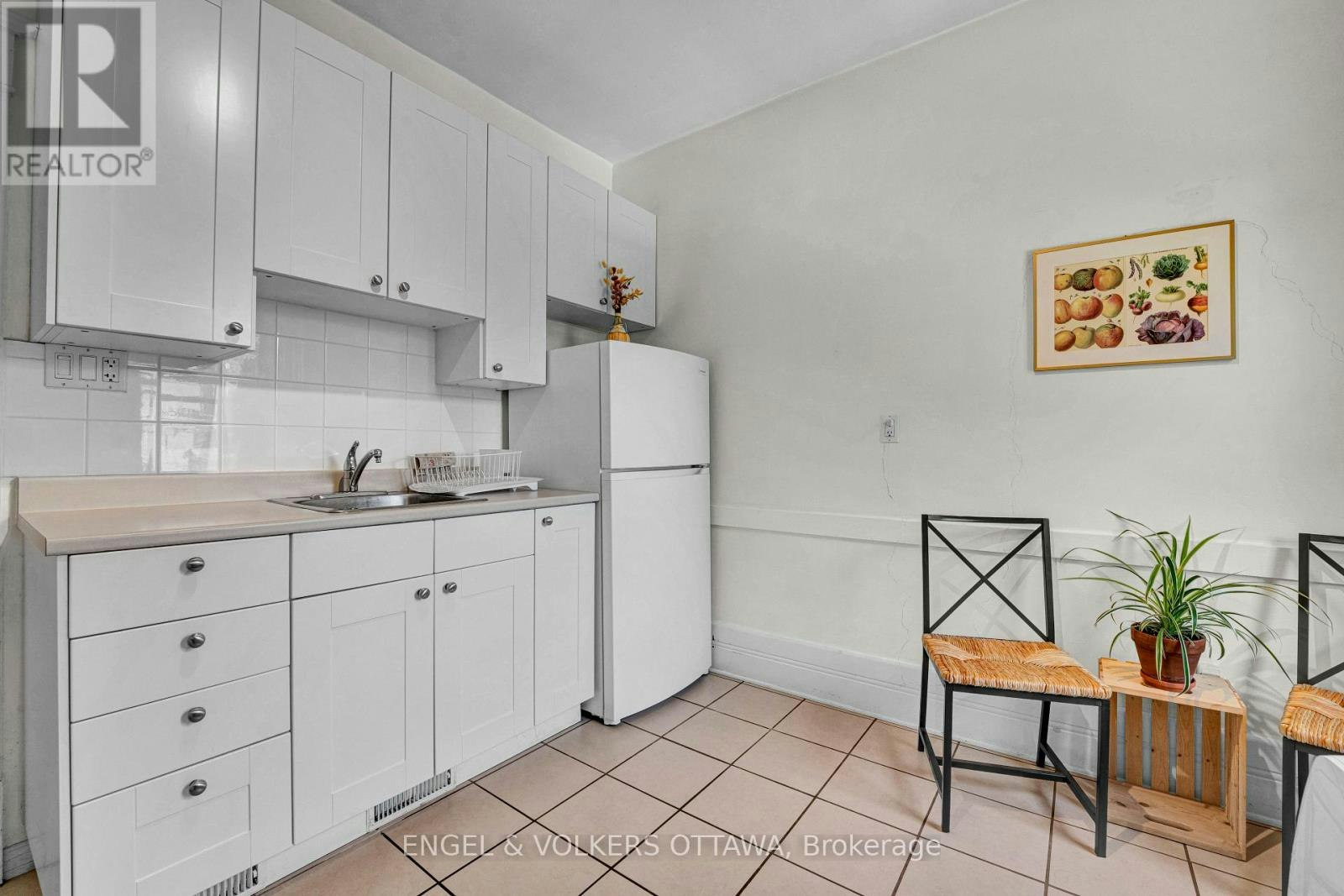 2-172 Ivy Crescent, Ottawa, ON, K1M 1X6 - 7