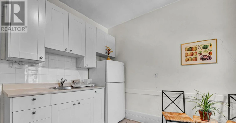 2-172 Ivy Crescent, Ottawa, ON, K1M 1X6 - 7