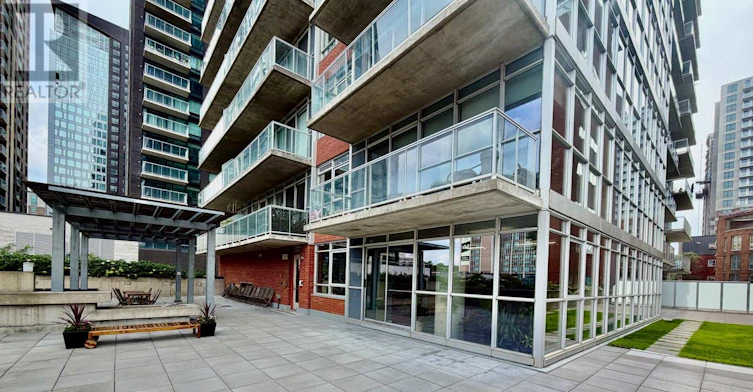 302-179 George Street, Ottawa, ON, K1N 1J8