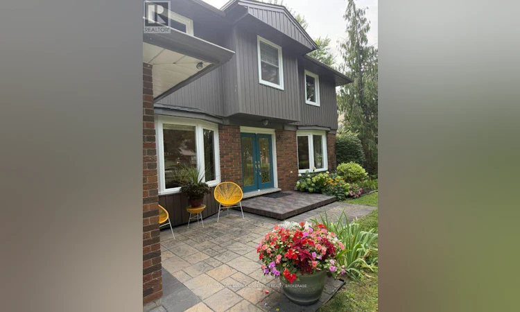 45 Royal Henley Boulevard