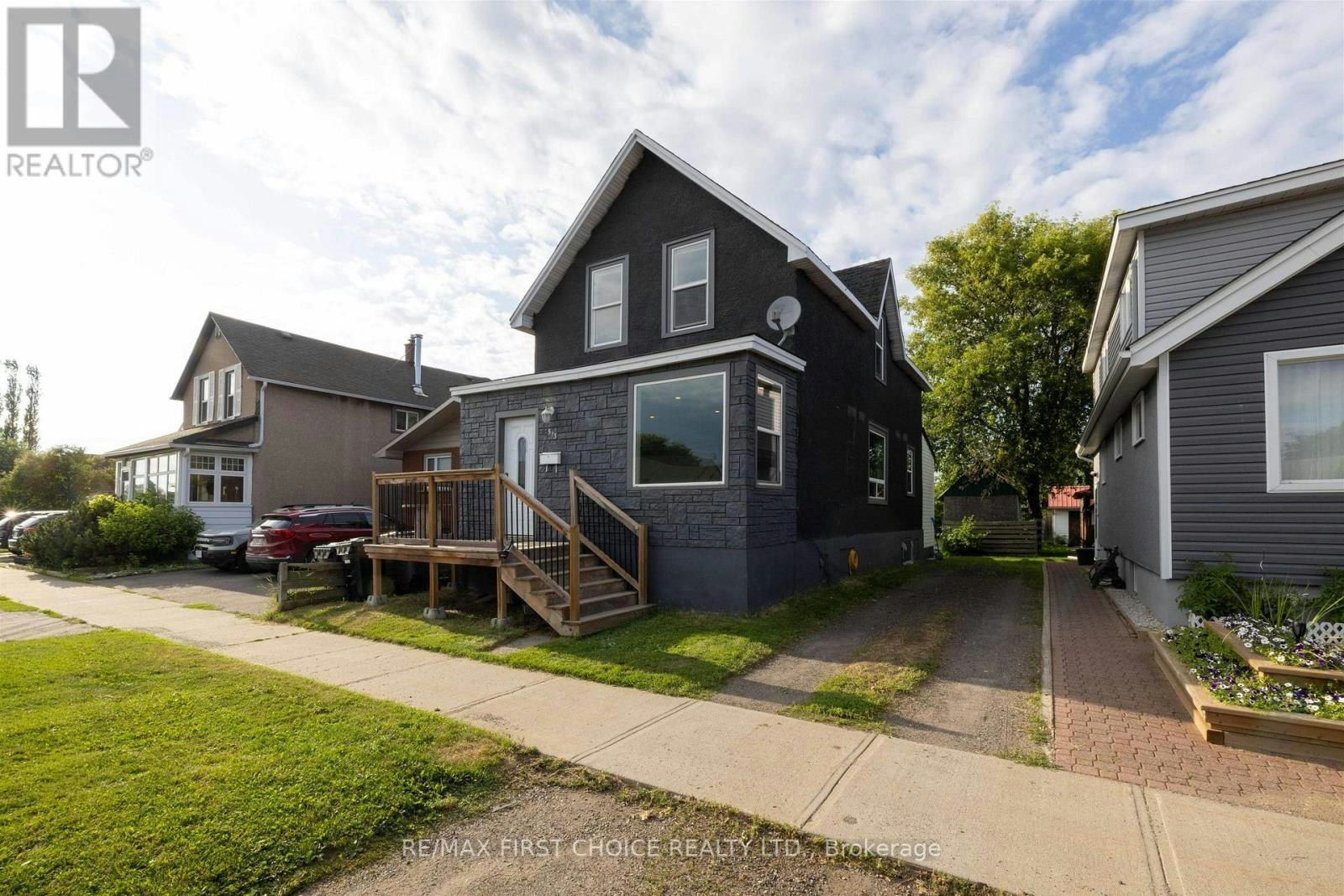 513 Christina Street E, Thunder Bay, ON, P7E 4P4