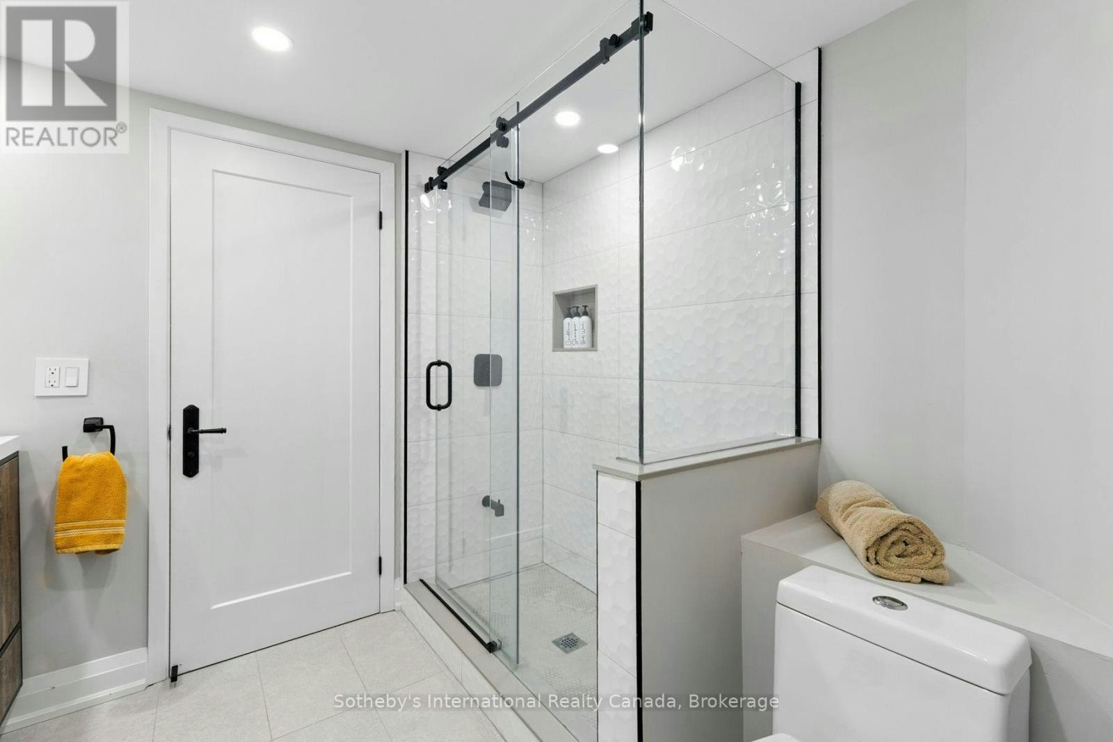 LOWER LEVEL-1060 Kahshe Lake Road NORTH, Gravenhurst, ON, P0E 1G0 - 9