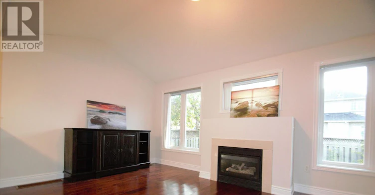 28 Deerwood Crescent, Richmond Hill, ON, L4E 4B5 - 7