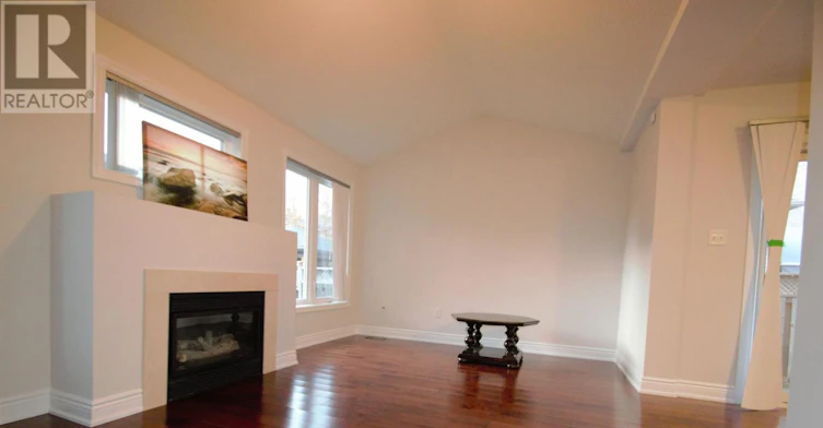 28 Deerwood Crescent, Richmond Hill, ON, L4E 4B5 - 9