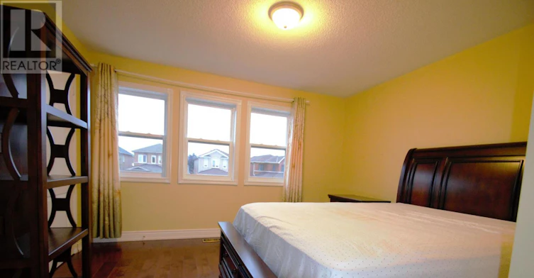 28 Deerwood Crescent, Richmond Hill, ON, L4E 4B5 - 16