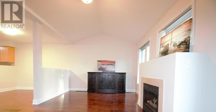 28 Deerwood Crescent, Richmond Hill, ON, L4E 4B5 - 8