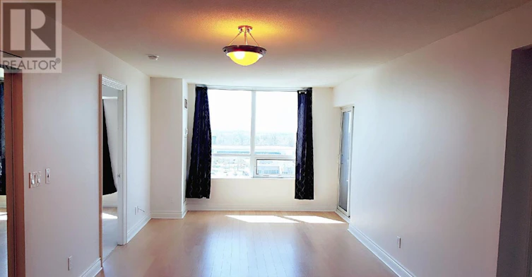 872-23 Cox Boulevard, Markham, ON, L3R 7Z9 - 3