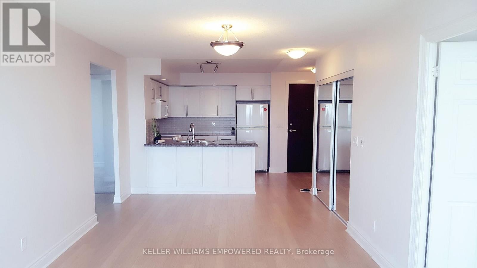 872-23 Cox Boulevard, Markham, ON, L3R 7Z9 - 4