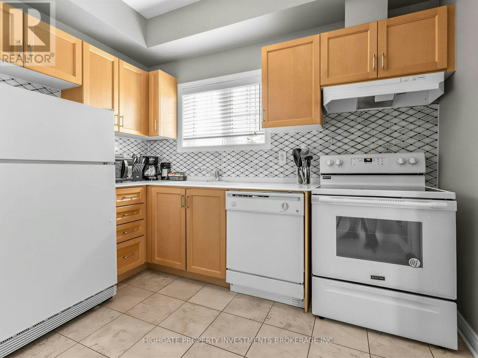 14-10480 Islington Avenue, Vaughan, ON, L0J 1C0 - 24