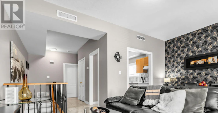 14-10480 Islington Avenue, Vaughan, ON, L0J 1C0 - 14