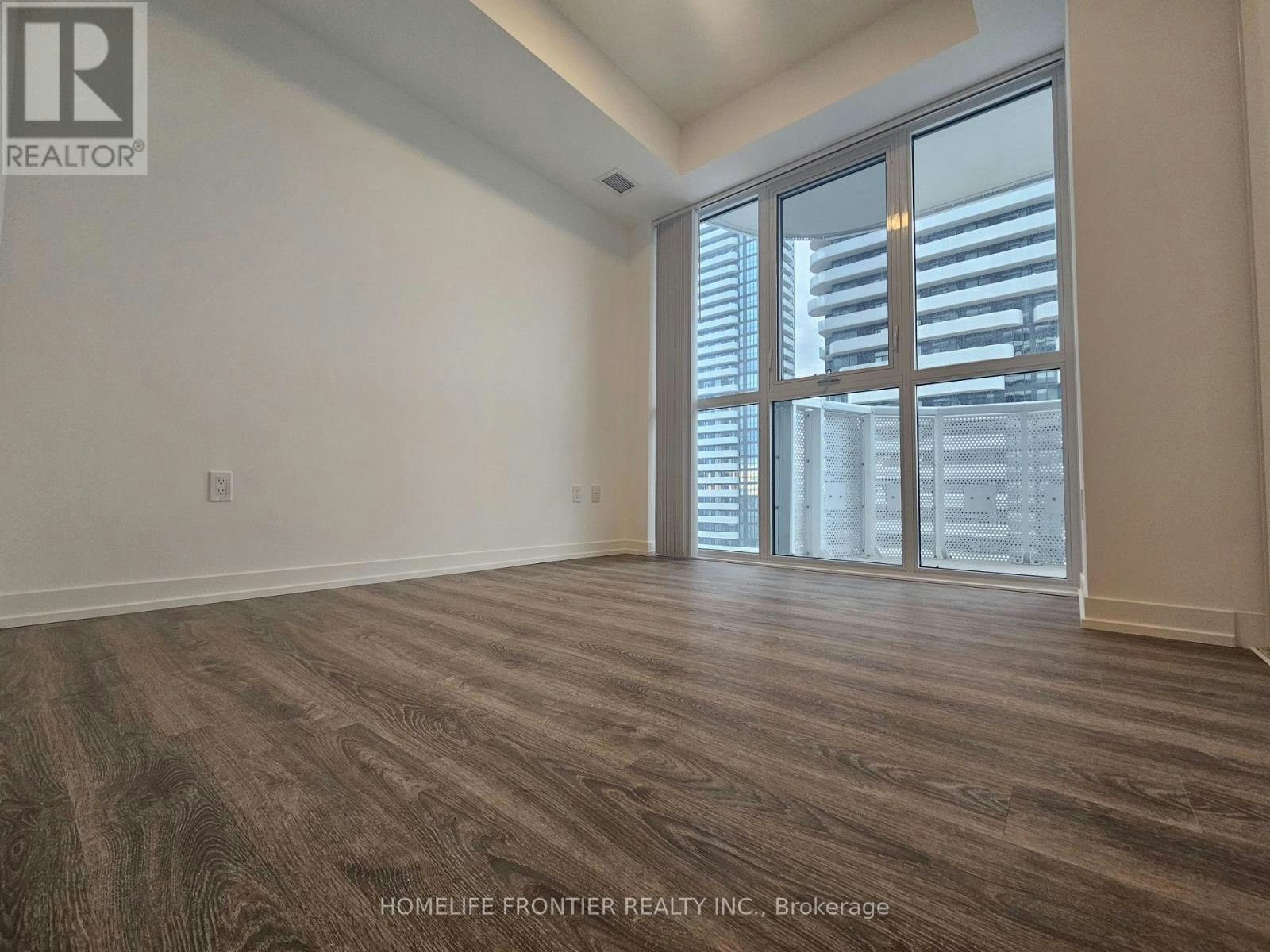 902-8 Interchange Way, Vaughan, ON, L4K 5Z7 - 8