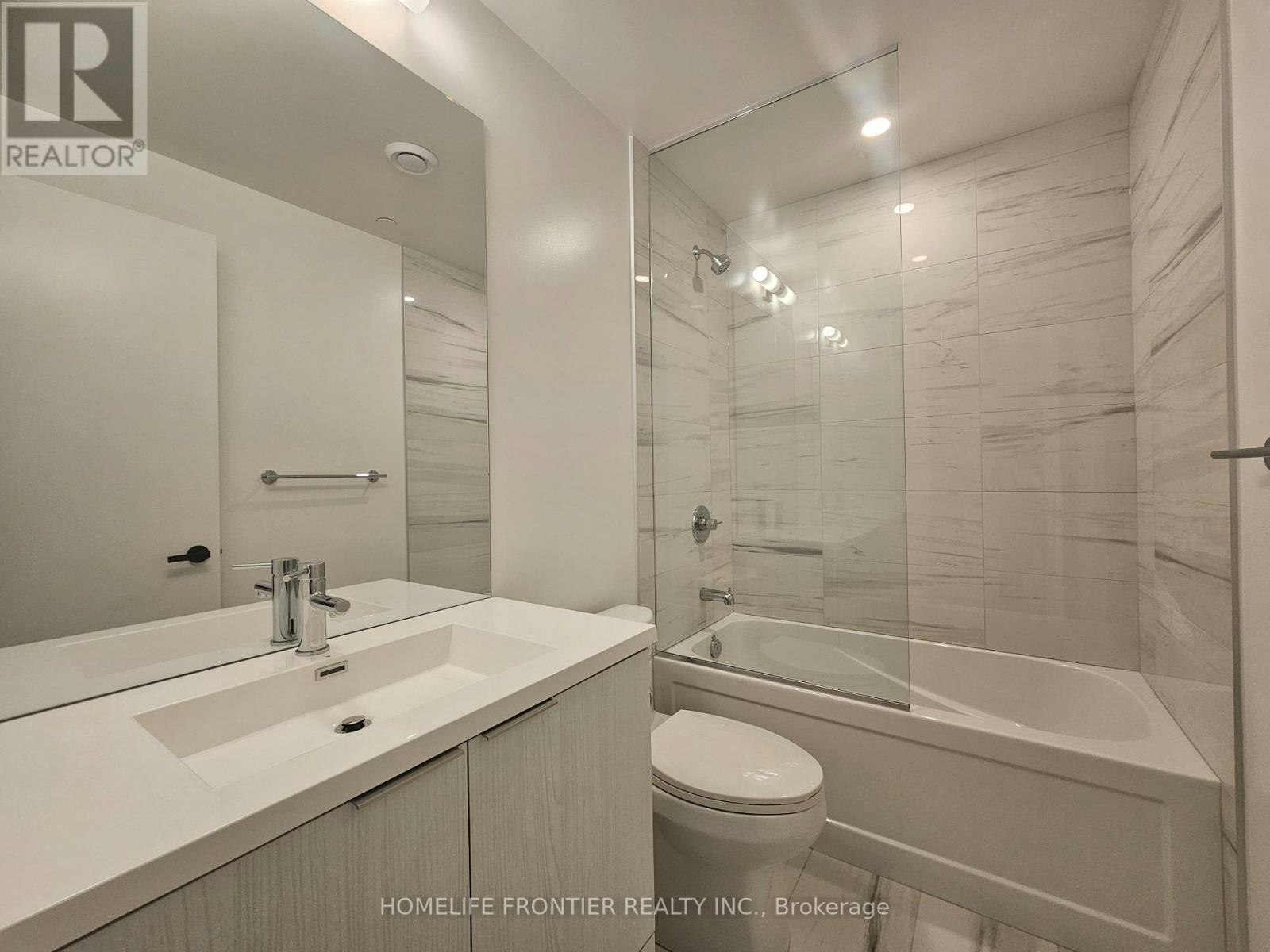 902-8 Interchange Way, Vaughan, ON, L4K 5Z7 - 7