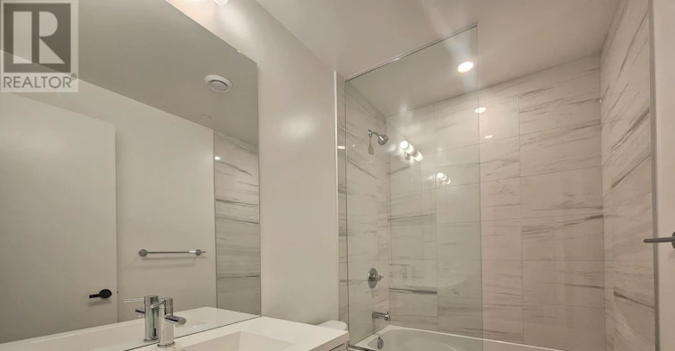 902-8 Interchange Way, Vaughan, ON, L4K 5Z7 - 7