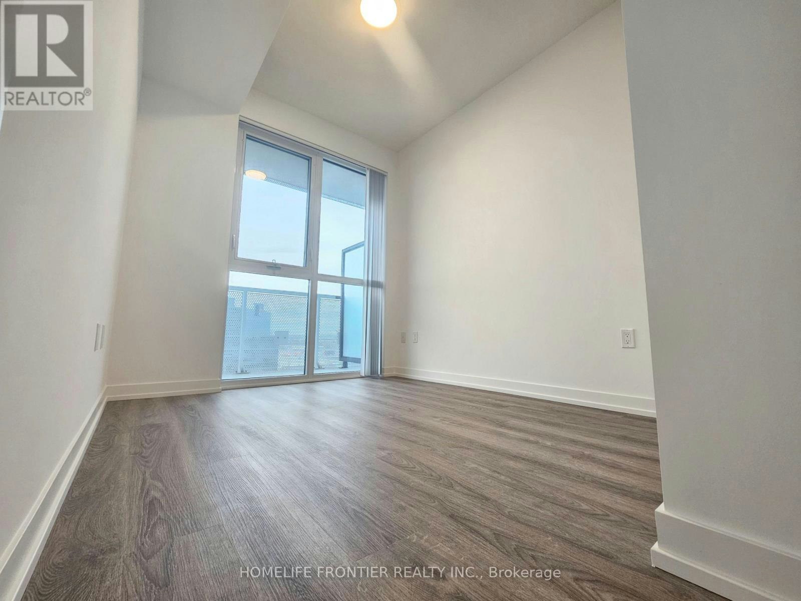 902-8 Interchange Way, Vaughan, ON, L4K 5Z7 - 9