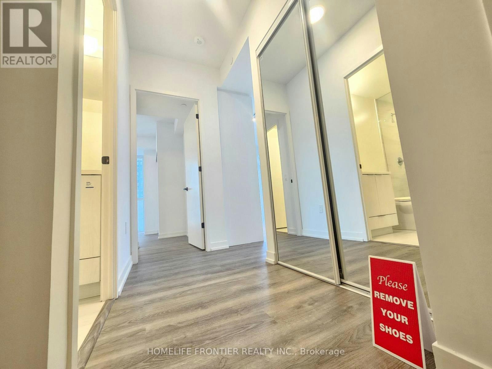 902-8 Interchange Way, Vaughan, ON, L4K 5Z7 - 3