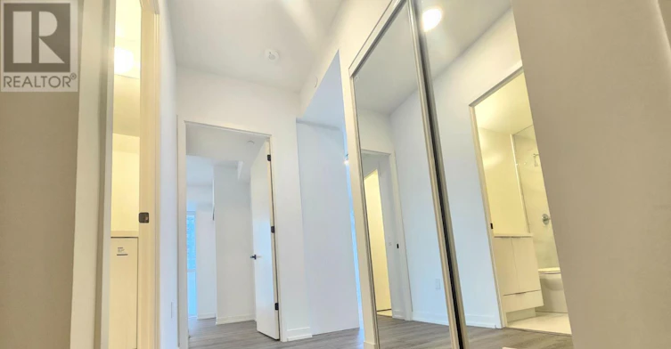 902-8 Interchange Way, Vaughan, ON, L4K 5Z7 - 3