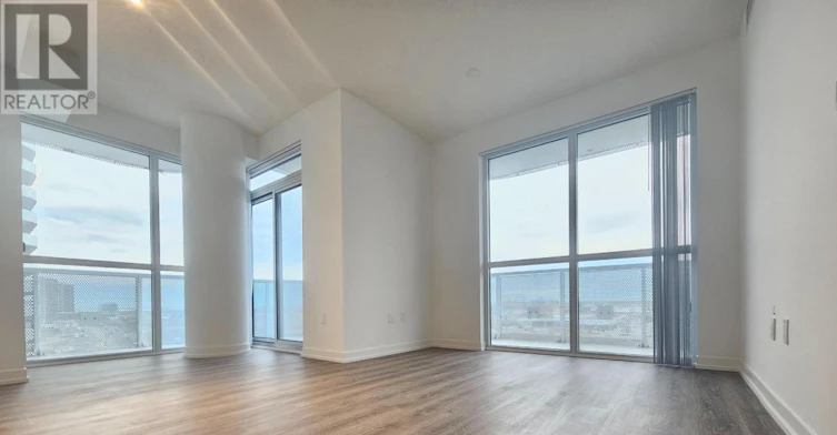 902-8 Interchange Way, Vaughan, ON, L4K 5Z7 - 5