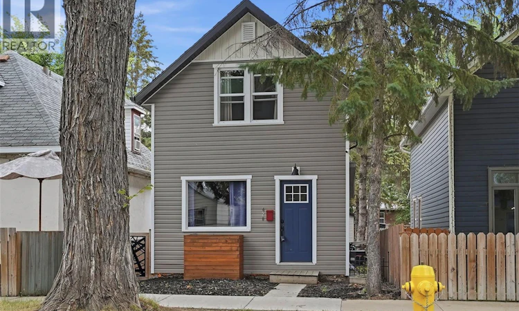 420 I Avenue S