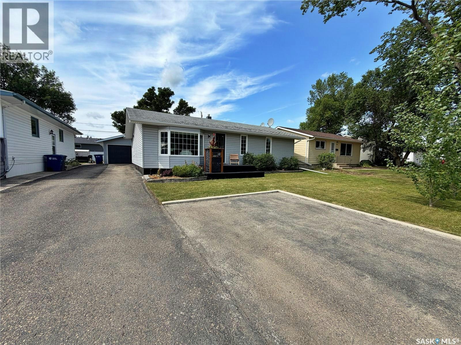 410 Gertie Street, Moosomin, SK, S0G 3N0